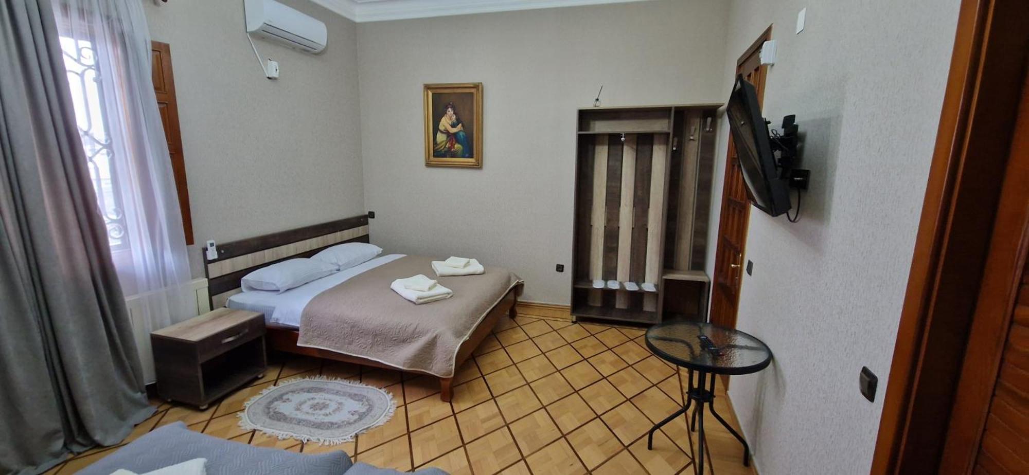 Hotel Villa Кутаиси Экстерьер фото