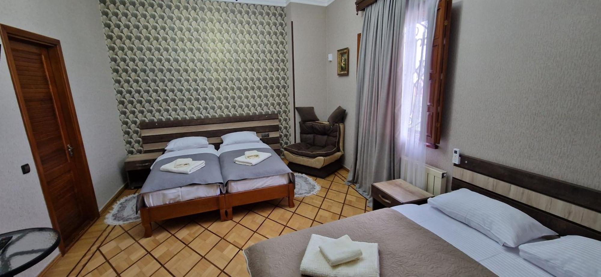 Hotel Villa Кутаиси Экстерьер фото