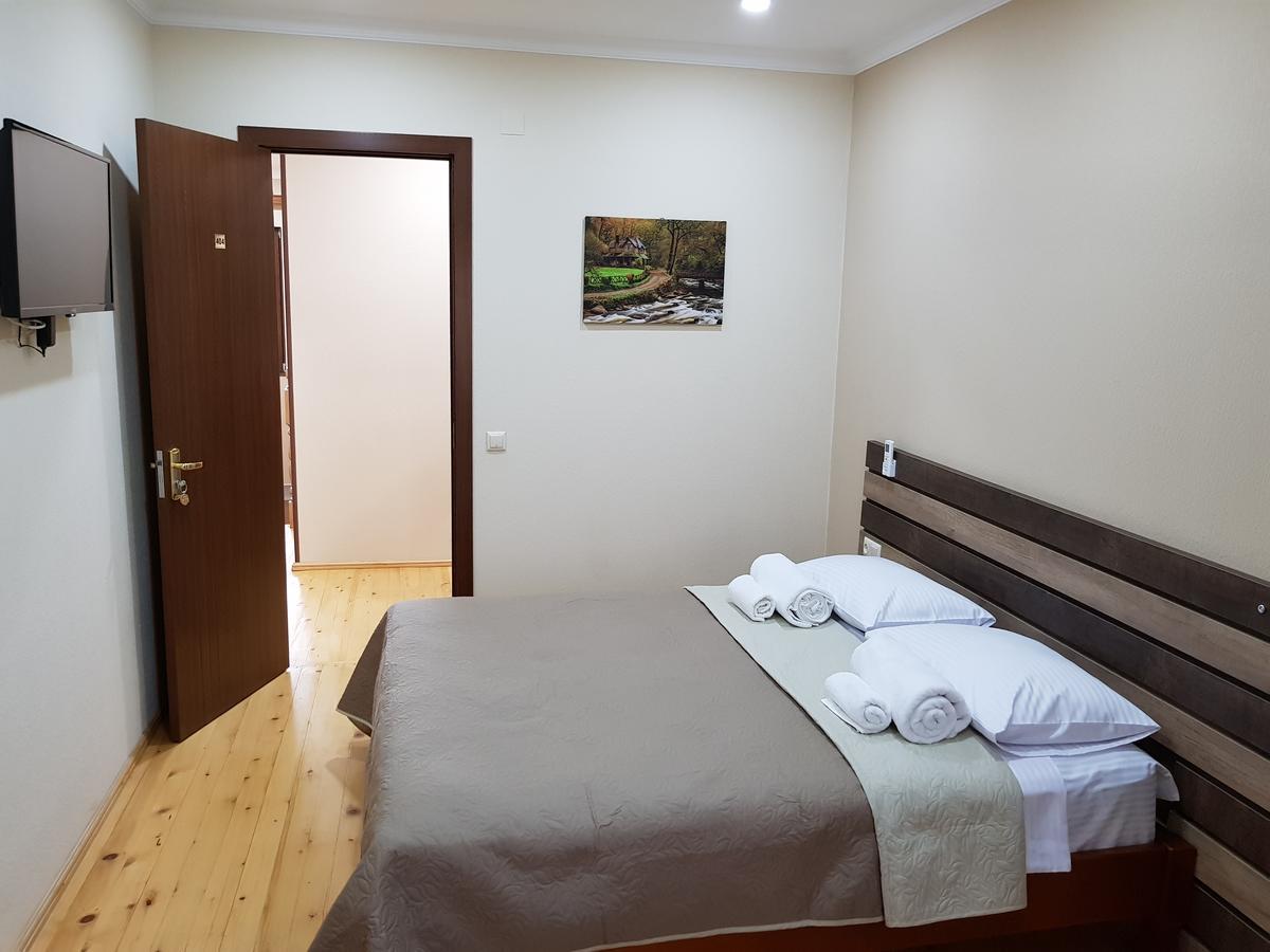 Hotel Villa Кутаиси Экстерьер фото