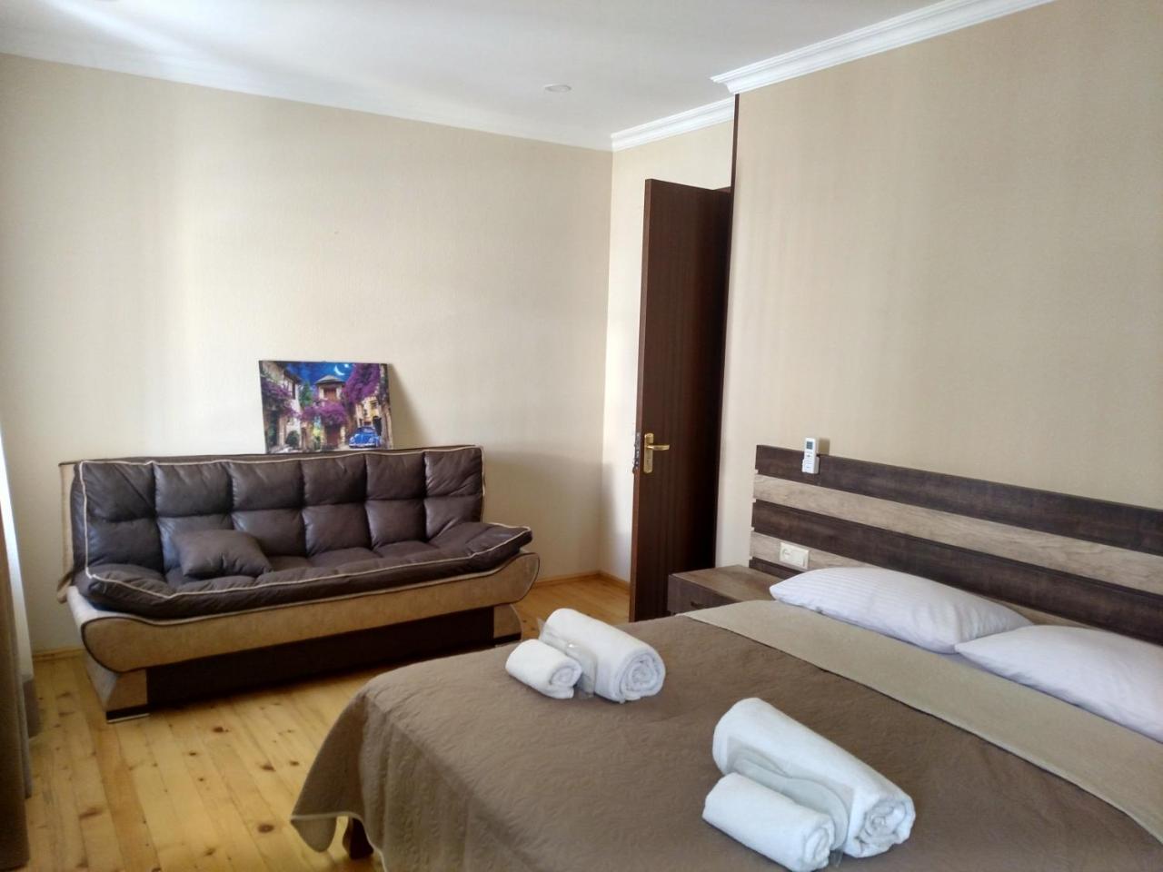 Hotel Villa Кутаиси Экстерьер фото