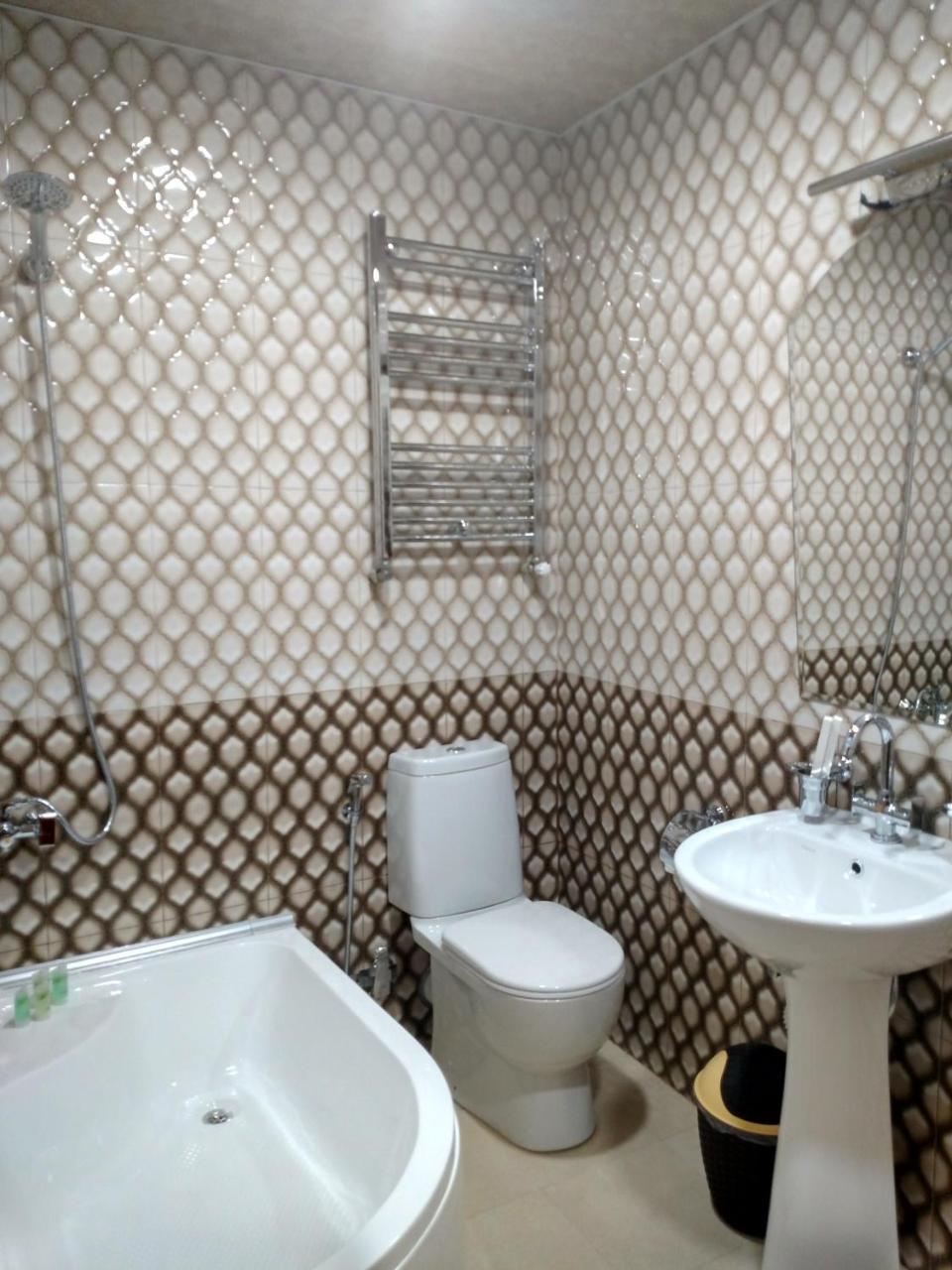 Hotel Villa Кутаиси Экстерьер фото