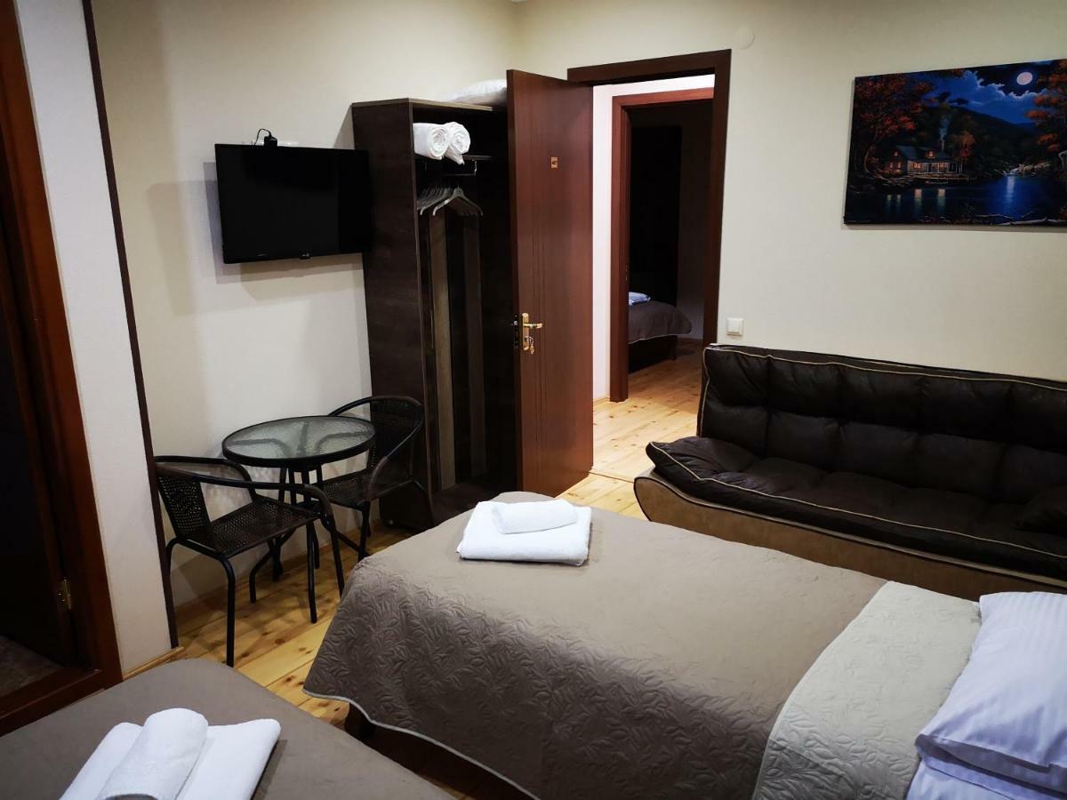 Hotel Villa Кутаиси Экстерьер фото