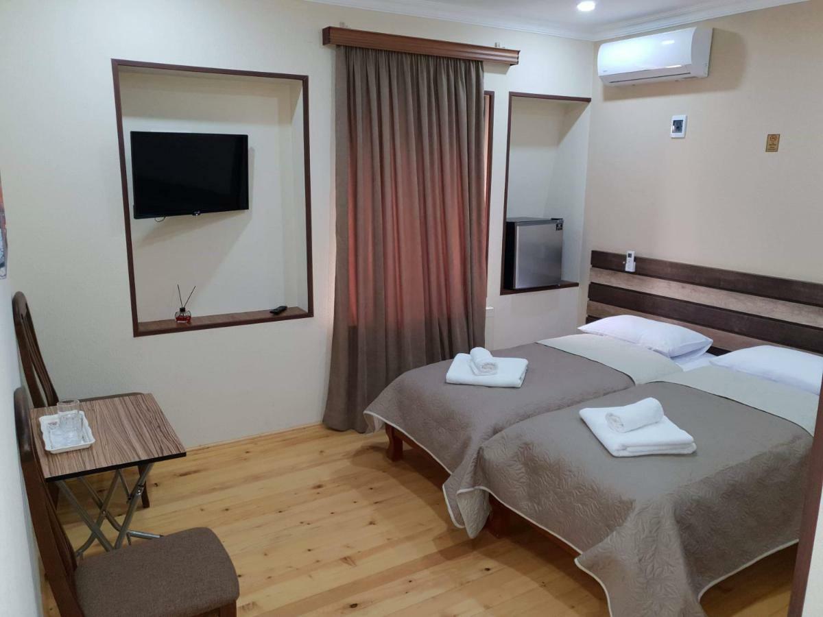 Hotel Villa Кутаиси Экстерьер фото
