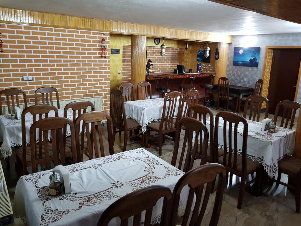 Hotel Villa Кутаиси Экстерьер фото